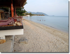 bares a orillas del mar en Ko Pha Ngan